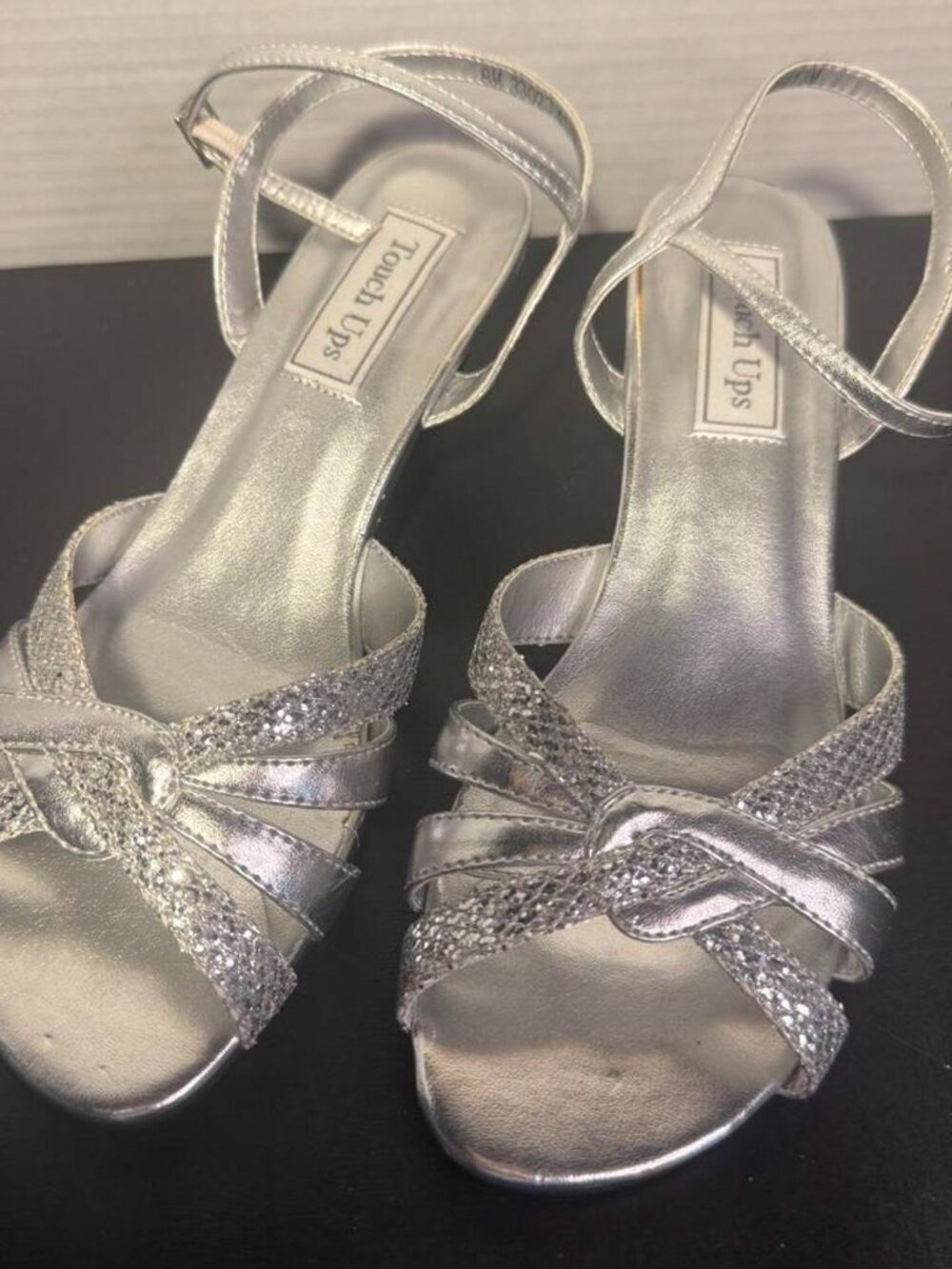Touch up size 8 Silver sparkly kitten heels silver sandals with adjustable strap